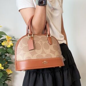 NWT Coach Sabrina Satchel‎ Bag In Signature Canvas